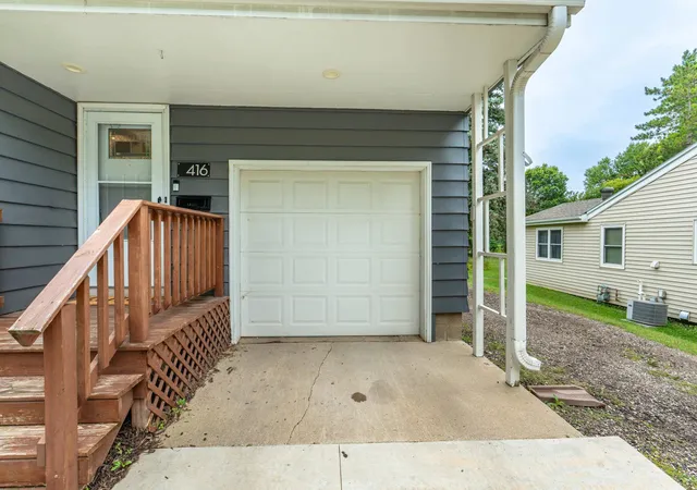 Photo 4 of Single family home for sale at 416 E Saint Charles Ave, Fergus Falls, MN 56537 | MLS# 7140203 | Listing updated on 2026-09-23