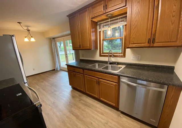 Photo 3 of Sale Pending at 3815 5th Street NW, Rochester, MN 55901 | MLS# 7140431 | Listing updated on 2026-09-11