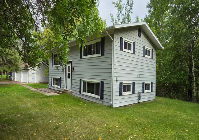 Photo 1 of Single family home for sale at 102 Shorewood Dr, International Falls, MN 56649 | MLS# 7140445 | Listing updated on 2026-09-15