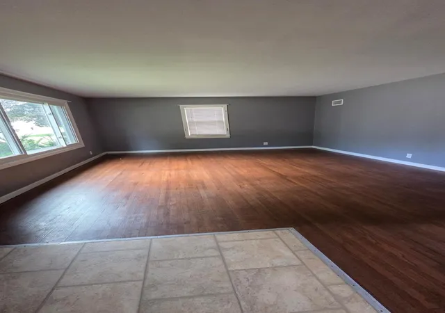 Photo 2 of Sale Pending at 1315 5th Avenue Nw, Austin, MN 55912 | MLS# 7140508 | Listing updated on 2026-09-30