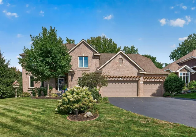 Photo 1 of Single family home for sale at 10817 Cambridge Ct, Burnsville, MN 55337 | MLS# 7140551 | Listing updated on 2026-09-14