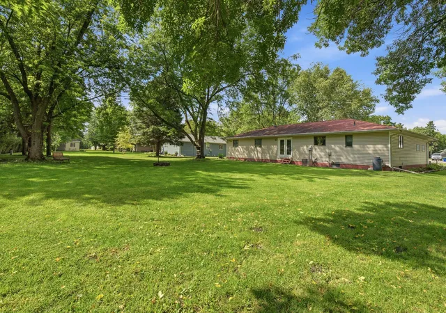 Photo 4 of Sale Pending at 403 9th Avenue SW, Wells, MN 56097 | MLS# 7140595 | Listing updated on 2026-10-22