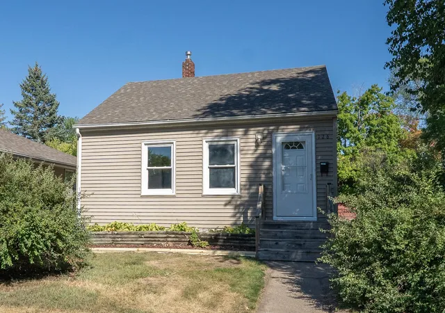 Photo 1 of Single family home for sale at 126 20th Avenue N, Saint Cloud, MN 56303 | MLS# 7140604 | Listing updated on 2026-09-15