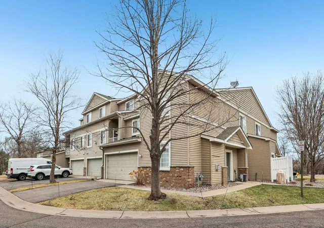 Photo 3 of Single family home for sale at 4980 Garland Ct N #G, Minneapolis, MN 55446 | MLS# 7140618 | Listing updated on 2026-09-14