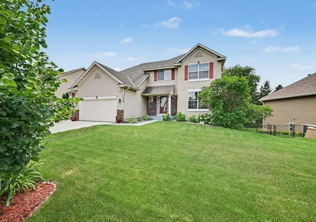 Photo 1 of Single family home for sale at 2466 Lone Eagle Trl, Saint Paul, MN 55129 | MLS# 7140626 | Listing updated on 2026-09-09
