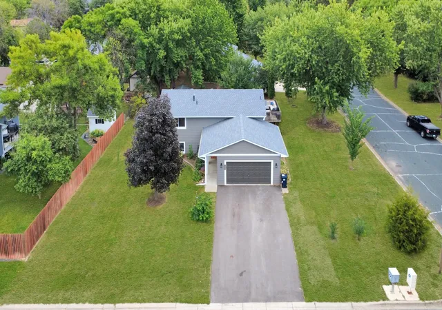 Photo 2 of Sale Pending at 1239 Ruby Ln, Shakopee, MN 55379 | MLS# 7140650 | Listing updated on 2026-09-29