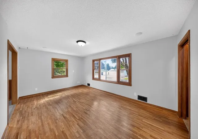 Photo 3 of Sale Pending at 604 Park St SE, Chatfield, MN 55923 | MLS# 7140723 | Listing updated on 2026-09-29