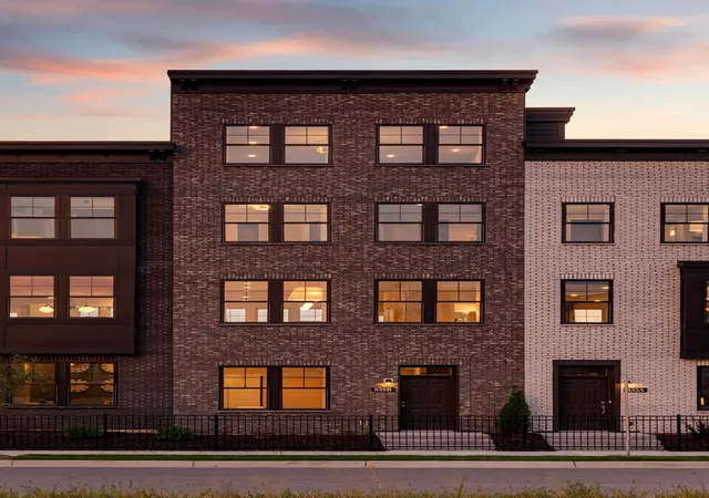 Photo 1 of Sale Pending at 855 Woodlawn Ave #E, Saint Paul, MN 55116 | MLS# 7140729 | Listing updated on 2026-09-09