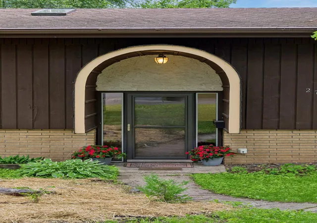Photo 3 of Single family home for sale at 2700 Kyle Ave N, Minneapolis, MN 55422 | MLS# 7140772 | Listing updated on 2026-09-12