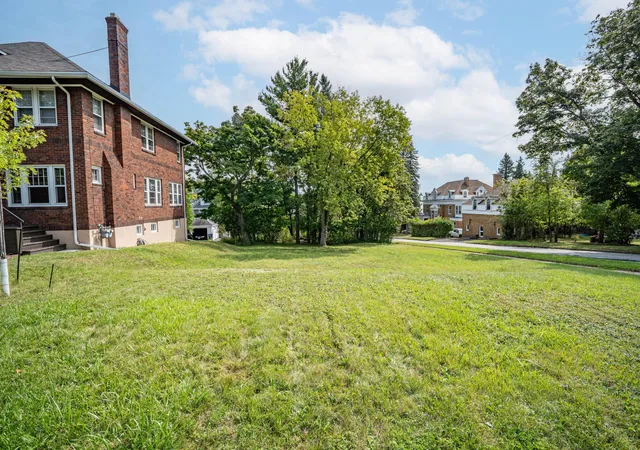 Photo 4 of Land for sale at 200x E 3rd Street, Duluth, MN 55805 | MLS# 7140831 | Listing updated on 2026-09-10