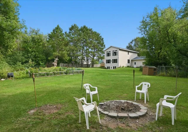 Photo 3 of Single family home for sale at 909 Park Ave, Cloquet, MN 55720 | MLS# 7140844 | Listing updated on 2026-09-30