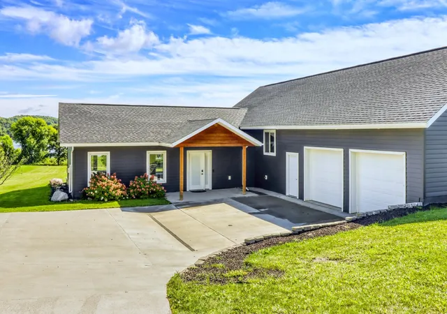 Photo 3 of Single family home for sale at 24718 W Elbow Rd, Pelican Rapids, MN 56572 | MLS# 7140845 | Listing updated on 2026-10-16