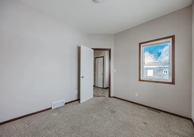 Photo 4 of Single family home for sale at 3698 N Sedona Dr, West Fargo, ND 58078 | MLS# 7140861 | Listing updated on 2026-10-03
