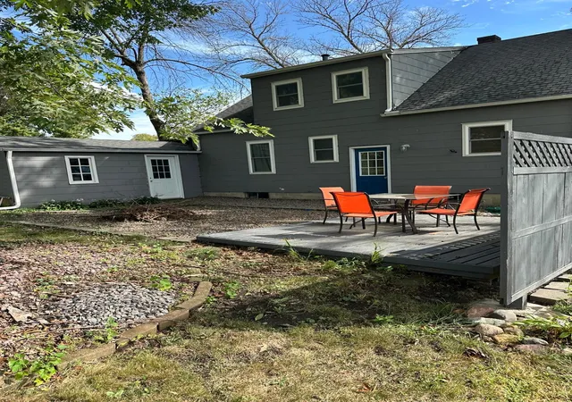 Photo 4 of Single family home for sale at 423 10th Street S, Mountain Lake, MN 56159 | MLS# 7140888 | Listing updated on 2026-09-11
