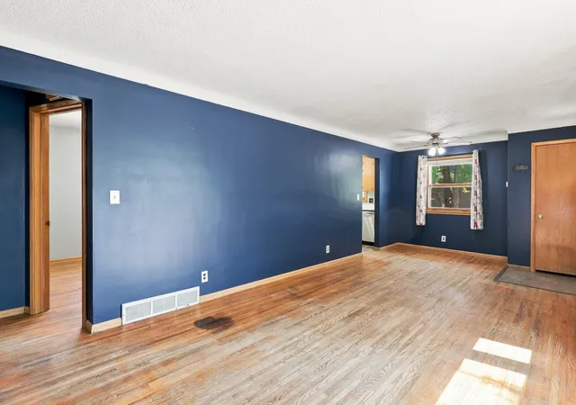 Photo 4 of Single family home for sale at 1045 Keefe St, Saint Paul, MN 55121 | MLS# 7140897 | Listing updated on 2026-09-14