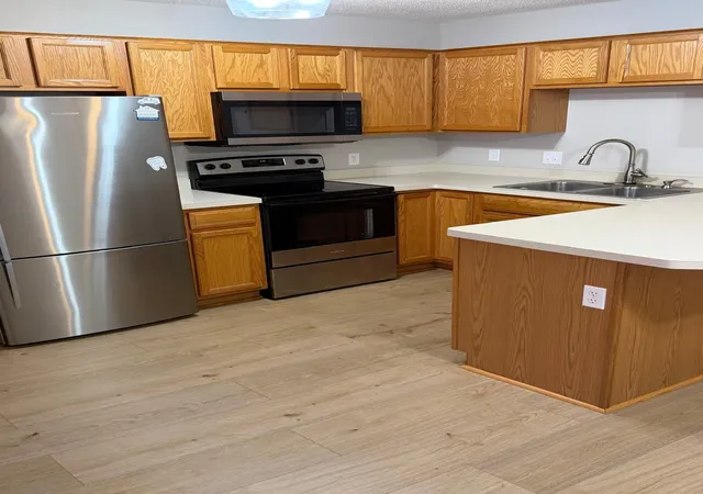 Photo 4 of Single family home for sale at 2336 Affirmed Dr, Shakopee, MN 55379 | MLS# 7140912 | Listing updated on 2026-09-11