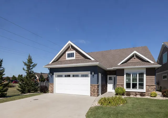 Photo 1 of Sale Pending at 4273 Coventry Dr S #E, Fargo, ND 58104 | MLS# 7140944 | Listing updated on 2026-09-11