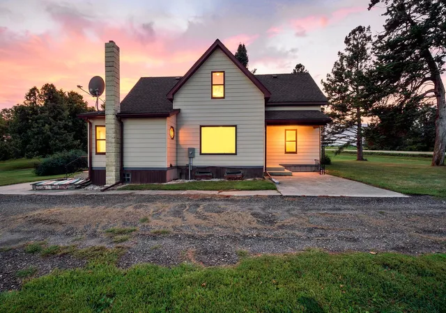 Photo 1 of Sale Pending at 327 72nd Street Nw, Buffalo, MN 55313 | MLS# 7140987 | Listing updated on 2026-09-14