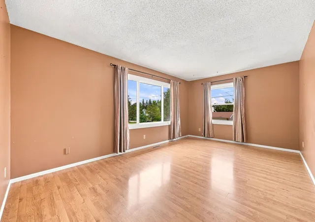 Photo 3 of Single family home for sale at 308 3rd Street Ne, Byron, MN 55920 | MLS# 7140991 | Listing updated on 2026-09-21
