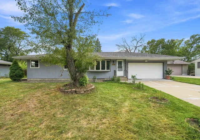 Photo 1 of Single family home for sale at 2795 Farrington St, Saint Paul, MN 55113 | MLS# 7141018 | Listing updated on 2026-09-11