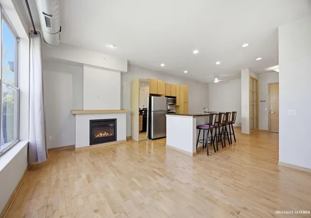 Photo 2 of Condo for sale at 3640 Wooddale Ave S #305, Minneapolis, MN 55416 | MLS# 7141020 | Listing updated on 2026-09-11