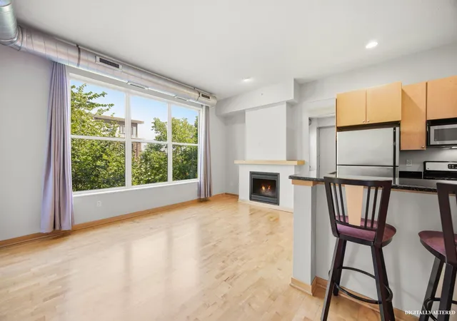 Photo 4 of Condo for sale at 3640 Wooddale Ave S #305, Minneapolis, MN 55416 | MLS# 7141020 | Listing updated on 2026-09-11