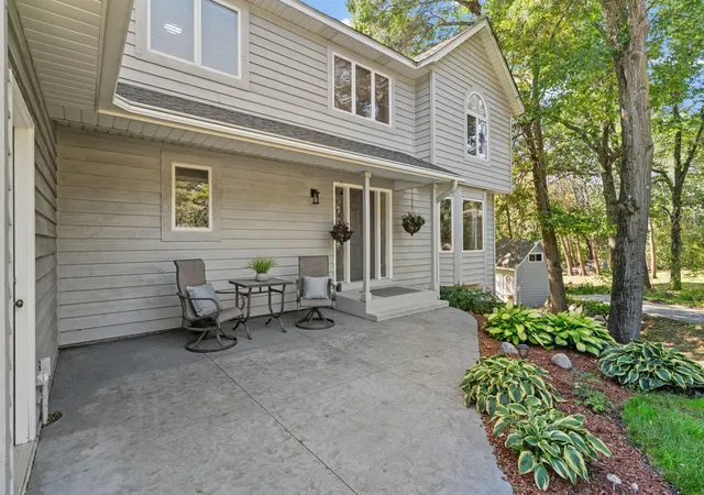 Photo 2 of Sale Pending at 13306 Ellice Ct, Saint Paul, MN 55124 | MLS# 7141037 | Listing updated on 2026-09-13