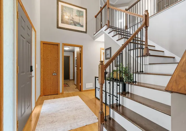 Photo 4 of Sale Pending at 13306 Ellice Ct, Saint Paul, MN 55124 | MLS# 7141037 | Listing updated on 2026-09-13