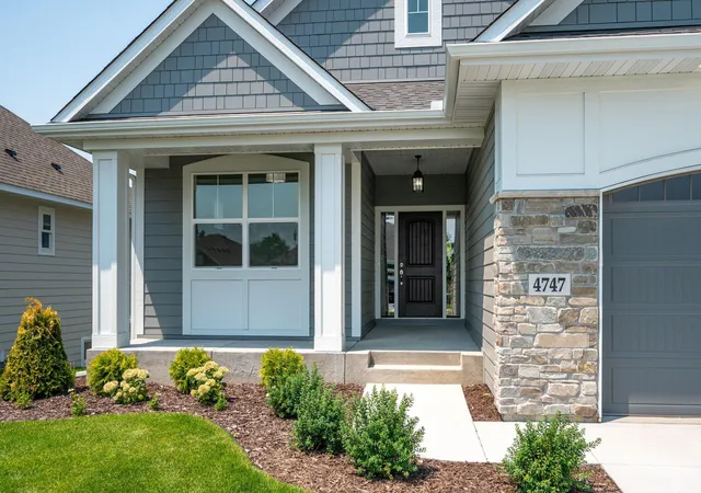 Photo 2 of Single family home for sale at 4747 Lawndale Ct N, Minneapolis, MN 55446 | MLS# 7141079 | Listing updated on 2026-09-10