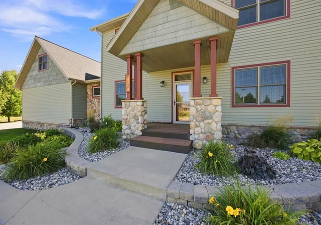 Photo 3 of Single family home for sale at 7107 Maple Ln, Horace, ND 58047 | MLS# 7141125 | Listing updated on 2026-09-14