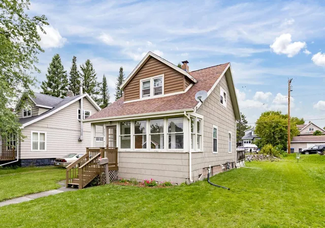 Photo 1 of Sale Pending at 9239 Meadow St, Duluth, MN 55810 | MLS# 7141174 | Listing updated on 2026-09-23