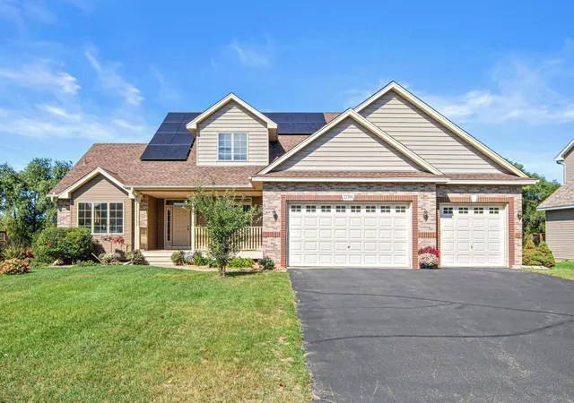 Photo 1 of Single family home for sale at 21394 Queen Ct Nw, Elk River, MN 55330 | MLS# 7141223 | Listing updated on 2026-09-15