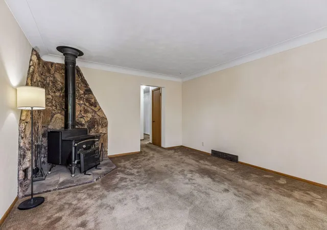 Photo 4 of Single family home for sale at 1411 Alaska Ave, Saint Paul, MN 55116 | MLS# 7141300 | Listing updated on 2026-09-14