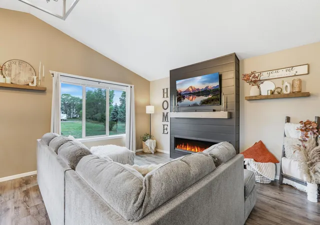 Photo 3 of Single family home for sale at 1251 Heritage Dr, Waite Park, MN 56387 | MLS# 7141309 | Listing updated on 2026-10-30