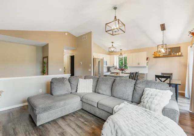 Photo 4 of Single family home for sale at 1251 Heritage Dr, Waite Park, MN 56387 | MLS# 7141309 | Listing updated on 2026-10-30