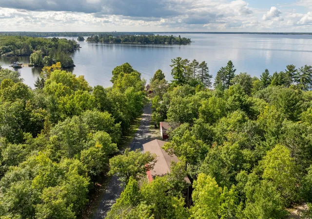Photo 3 of Single family home for sale at 1907 Town Rd 274, International Falls, MN 56649 | MLS# 7141332 | Listing updated on 2026-09-15
