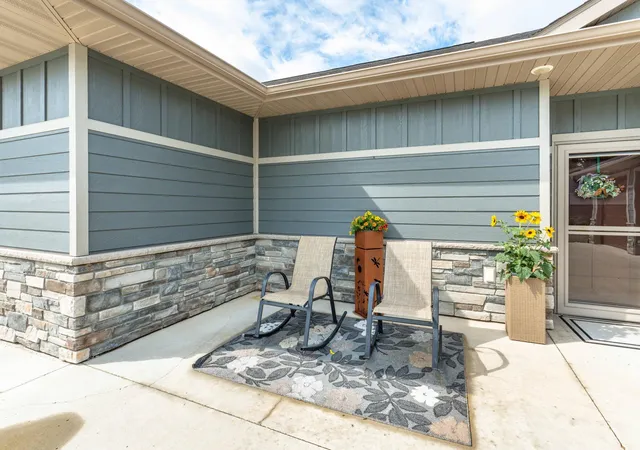 Photo 3 of Single family home for sale at 740 Oak Trl, Fergus Falls, MN 56537 | MLS# 7141359 | Listing updated on 2026-09-11