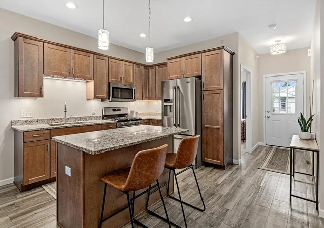 Photo 2 of Single family home for sale at 4151 Blakewood Dr, Shakopee, MN 55379 | MLS# 7141385 | Listing updated on 2026-09-11
