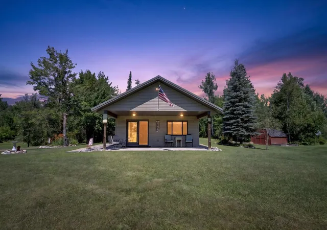 Photo 3 of Single family home for sale at 12502 Xxx Van Horn Rd, Floodwood, MN 55736 | MLS# 7141437 | Listing updated on 2026-09-11