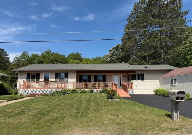 Photo 1 of Single family home for sale at 111 3rd Avenue N, Hibbing, MN 55746 | MLS# 7141487 | Listing updated on 2026-09-11