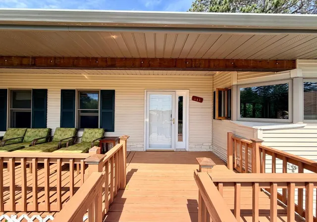 Photo 4 of Single family home for sale at 111 3rd Avenue N, Hibbing, MN 55746 | MLS# 7141487 | Listing updated on 2026-09-11