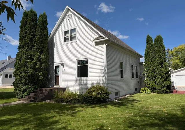 Photo 1 of Sale Pending at 501 Center St E, Roseau, MN 56751 | MLS# 7141568 | Listing updated on 2026-09-14
