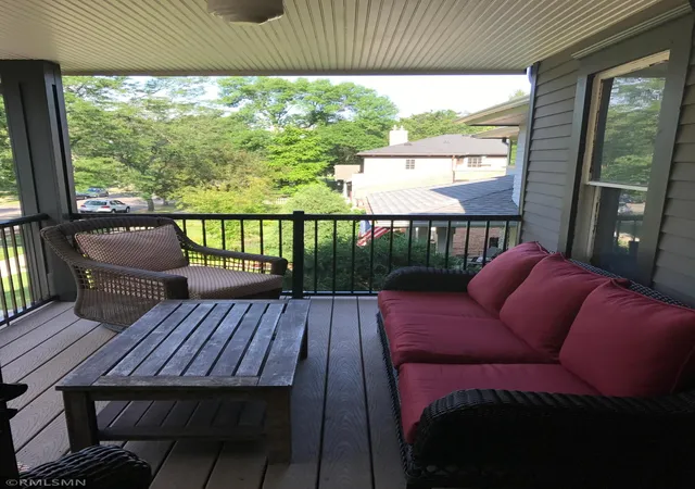 Listing Photo 4 - Condo for sale in building located at 3942 Sheridan Ave S, Minneapolis, MN 55410