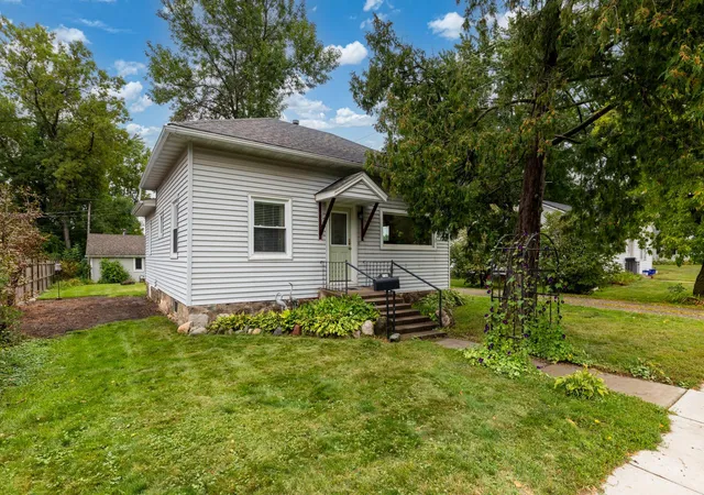 Photo 2 of Sale Pending at 230 2nd Street Se, Milaca, MN 56353 | MLS# 7141645 | Listing updated on 2026-10-09