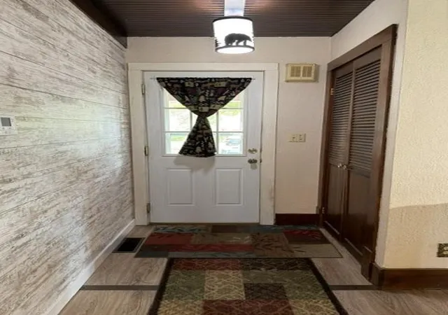 Photo 2 of Single family home for sale at 845 12th Street, Windom, MN 56101 | MLS# 7141667 | Listing updated on 2026-09-11