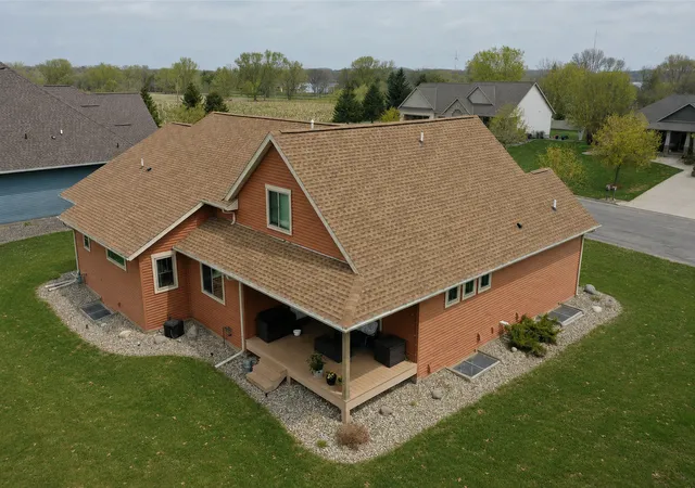 Photo 3 of Single family home for sale at 1804 4th Street Ne, Willmar, MN 56201 | MLS# 7141668 | Listing updated on 2026-09-11