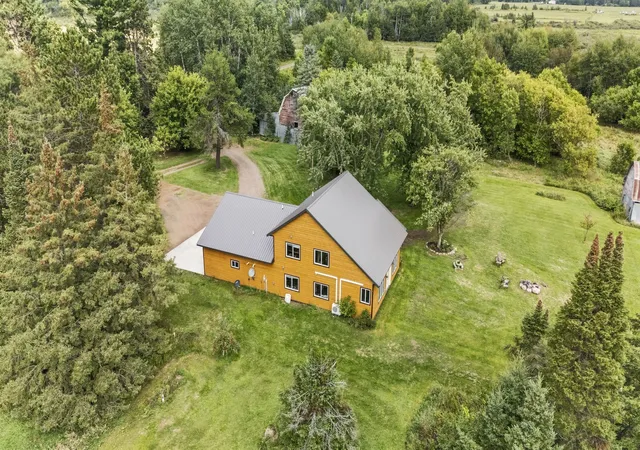 Photo 3 of Single family home for sale at 3331 Sunset St, Hinckley, MN 55037 | MLS# 7141740 | Listing updated on 2026-10-03