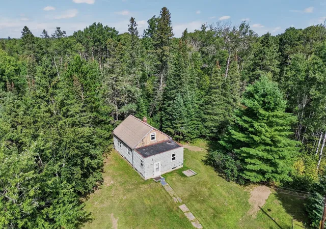 Photo 4 of Single family home for sale at 4426 Spirit Lake Rd, Mountain Iron, MN 55768 | MLS# 7141751 | Listing updated on 2026-09-11
