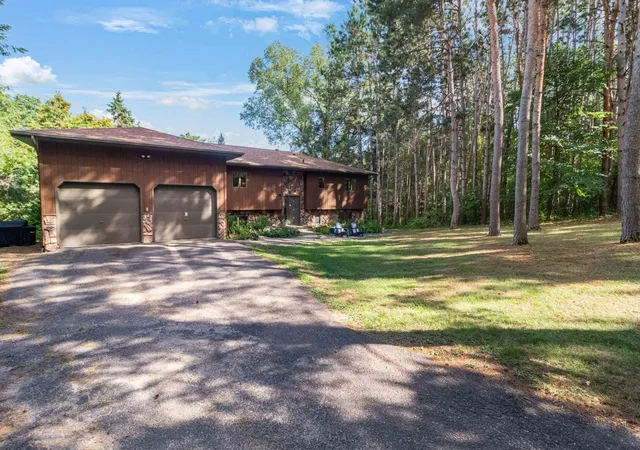 Photo 2 of Single family home for sale at 10191 Perkins Ave N, Stillwater, MN 55082 | MLS# 7141797 | Listing updated on 2026-09-15