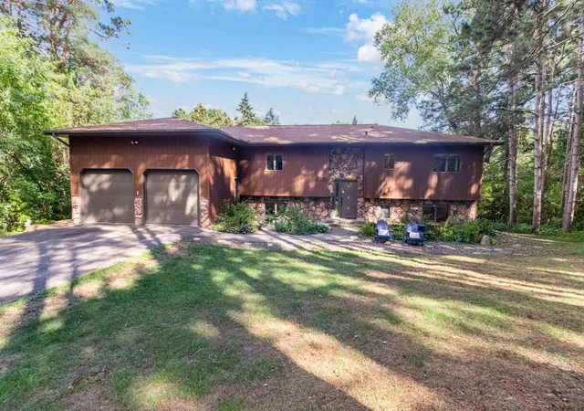 Photo 3 of Single family home for sale at 10191 Perkins Ave N, Stillwater, MN 55082 | MLS# 7141797 | Listing updated on 2026-09-15